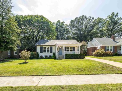 3697 Charleswood Ave