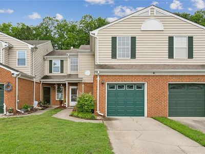 102 Chadwick Ct