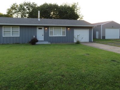 8867 Hilltop Rd