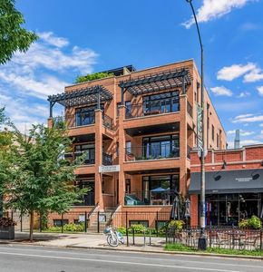 4713 N Damen Ave #1N