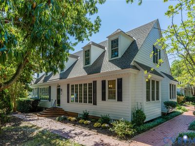 301 Dogleg Dr