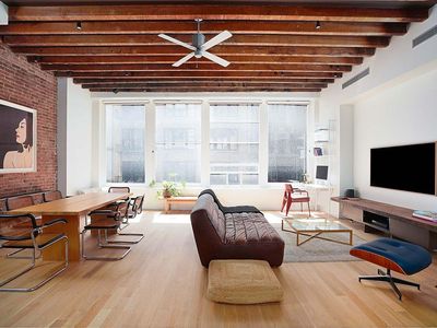 35 W 20th St Floor 3