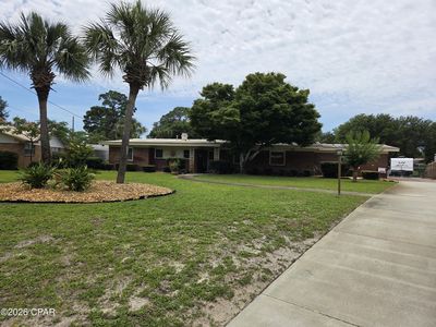 405 Bayshore Dr