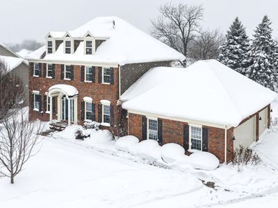 1367 Meadow Green Ct SE