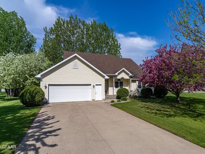 2266 Sunnyside Ct NW
