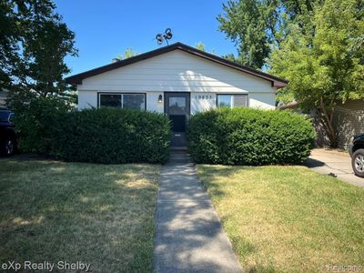 Property at 19833 Macel St, Roseville, MI