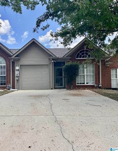 Property at 574 Cahaba Manor Dr, Pelham, AL