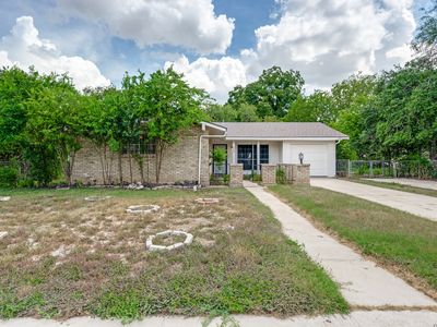 4414 JAMESTOWN DR