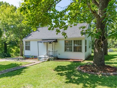 322 W Berkley Cir