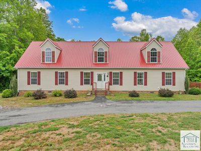 380 Evergreen Dr