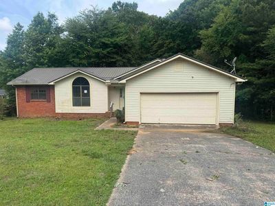 Property at 1509 Louise Dr SE, Jacksonville, AL