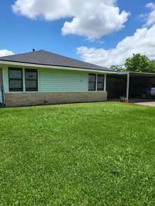 5221 Doyle Ave