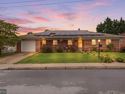 212 Gross Ave