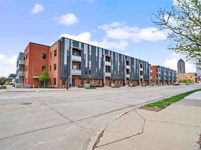 450 7th St #209