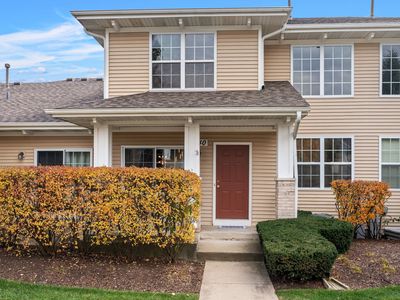 Property at 1240 Walnut Glen Dr, Crystal Lake, IL