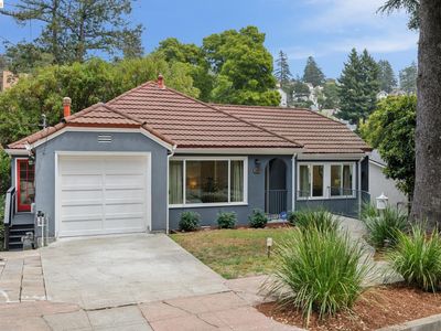 15 Edgecroft Rd