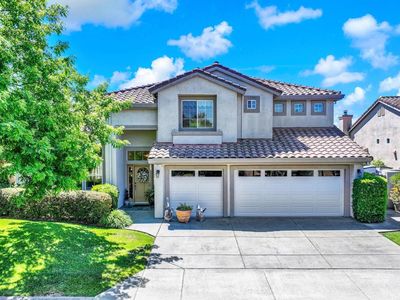41 N Newport Drive