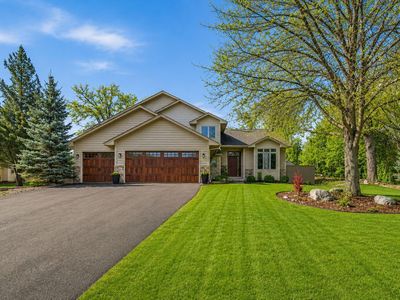 2301 Great Oaks Dr