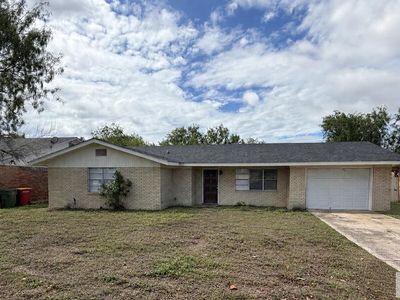 467 Windcrest Dr