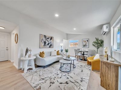 233 Zenith Ave