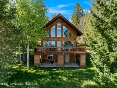 3234 Bainbridge Dr