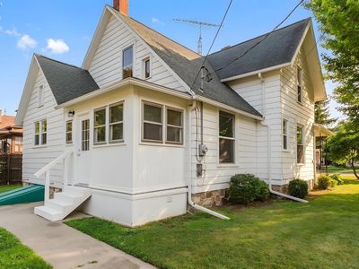 401 Vine St