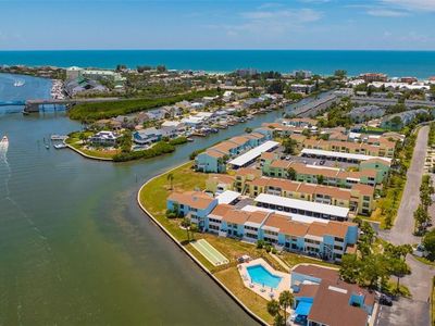 1 Windrush Blvd APT 37
