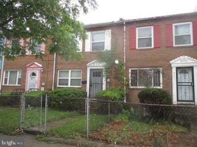 905 Bellevue St SE