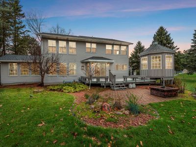 204875 Lake Dr