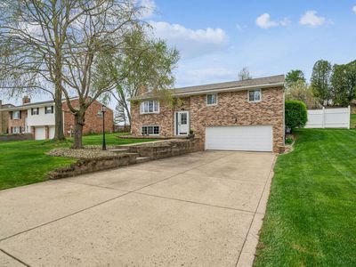 21 Farmcrest Dr