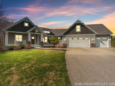 4864 Hide Away Ln