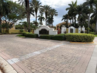 2351 W Preserve Way APT 104