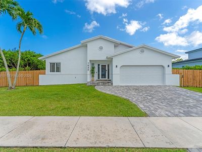 7840 SW 197th Ter
