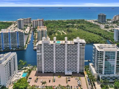 936 Intracoastal Dr Penthouse 4F