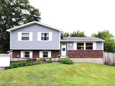 8605 Montrie Ct