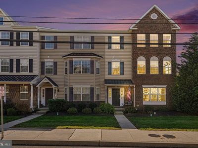 58 N School Ln