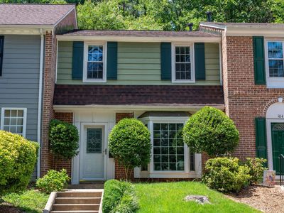 102 Mansfield Ct