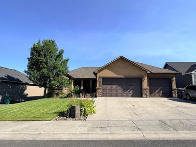 18217 N Astor Ct