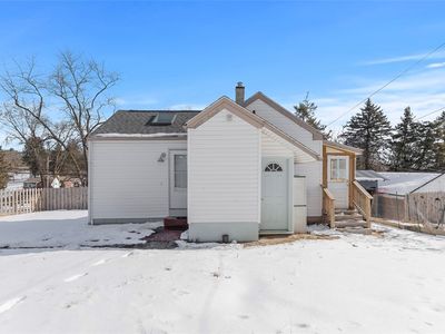 13 Strohm Dr