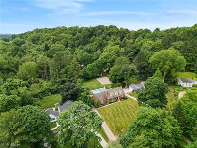 70 S Meadowcroft Dr