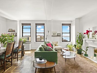 790 Riverside Dr APT 12N