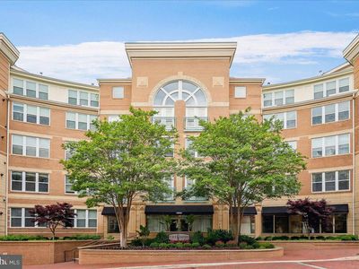 12000 Market St APT 286