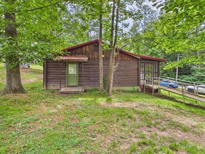 2557 S Highway 201