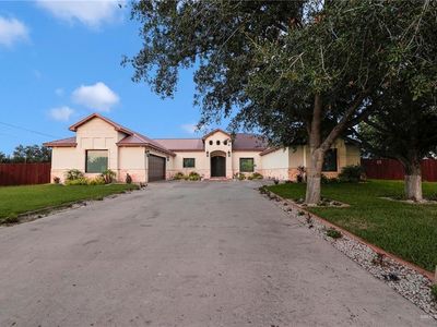 1320 S Cesar Chavez Rd