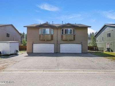 2382/2384 E 64th Ave