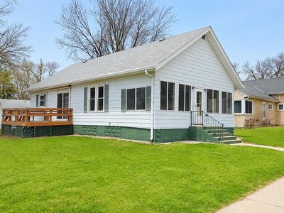 161 S 2nd Ave W