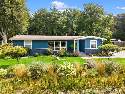 14942 Lakeshore Dr