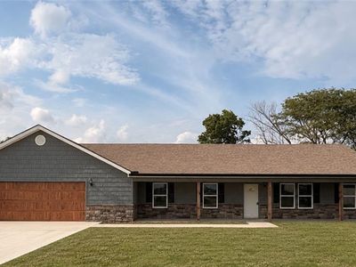 1152 Lafayette Dr