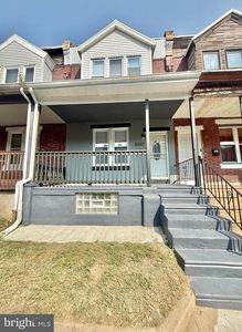 6067 Regent St