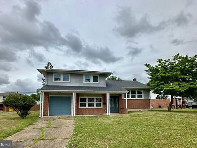 872 Westview Ter